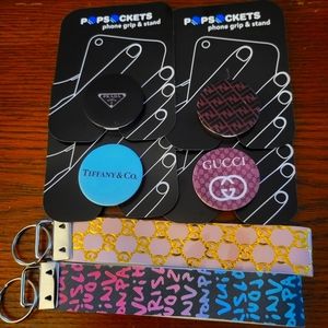 Keychains and popsockets